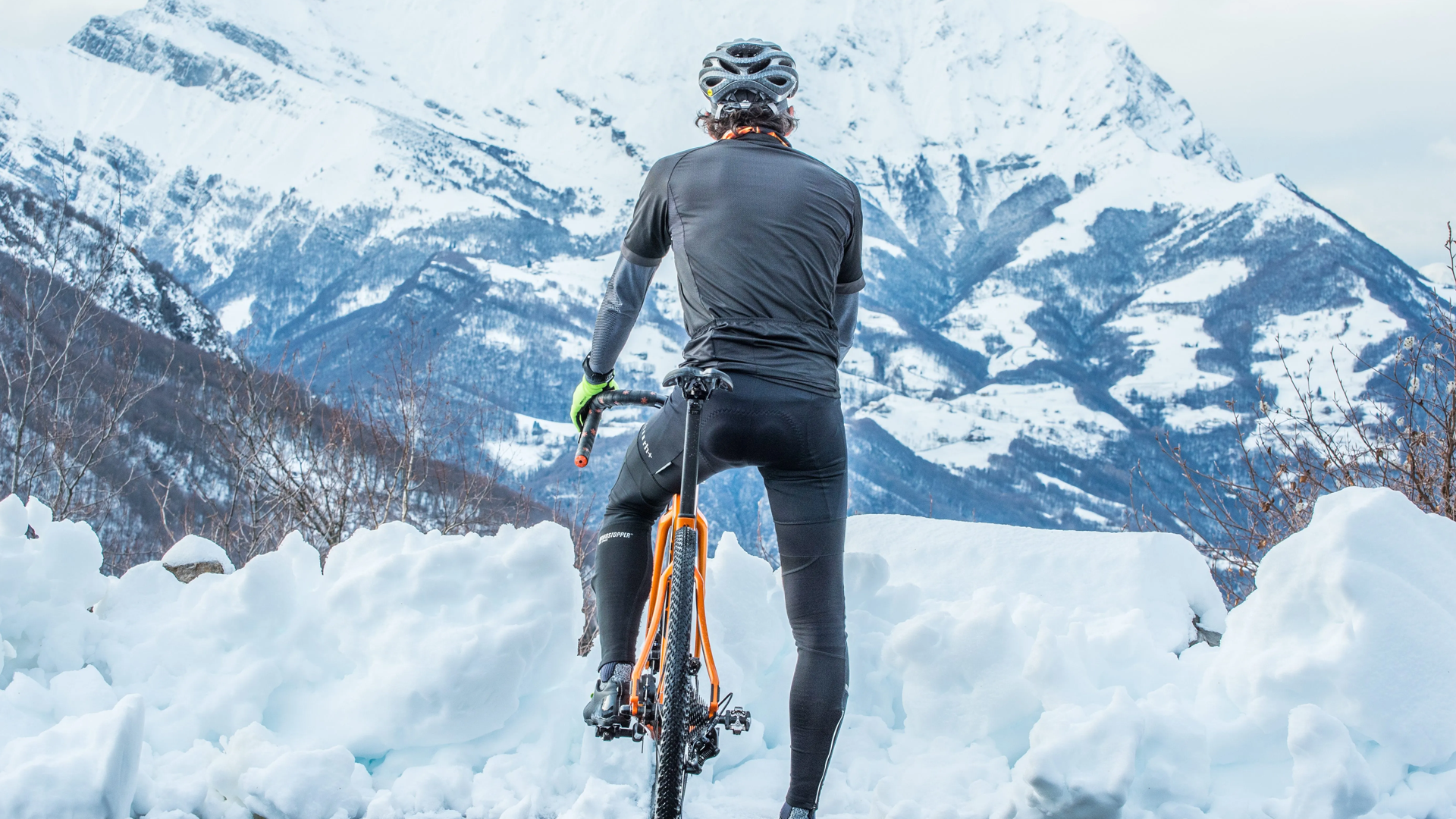 The Ultimate Guide to Conquering the Cold: Your Complete Handbook for Winter Cycling