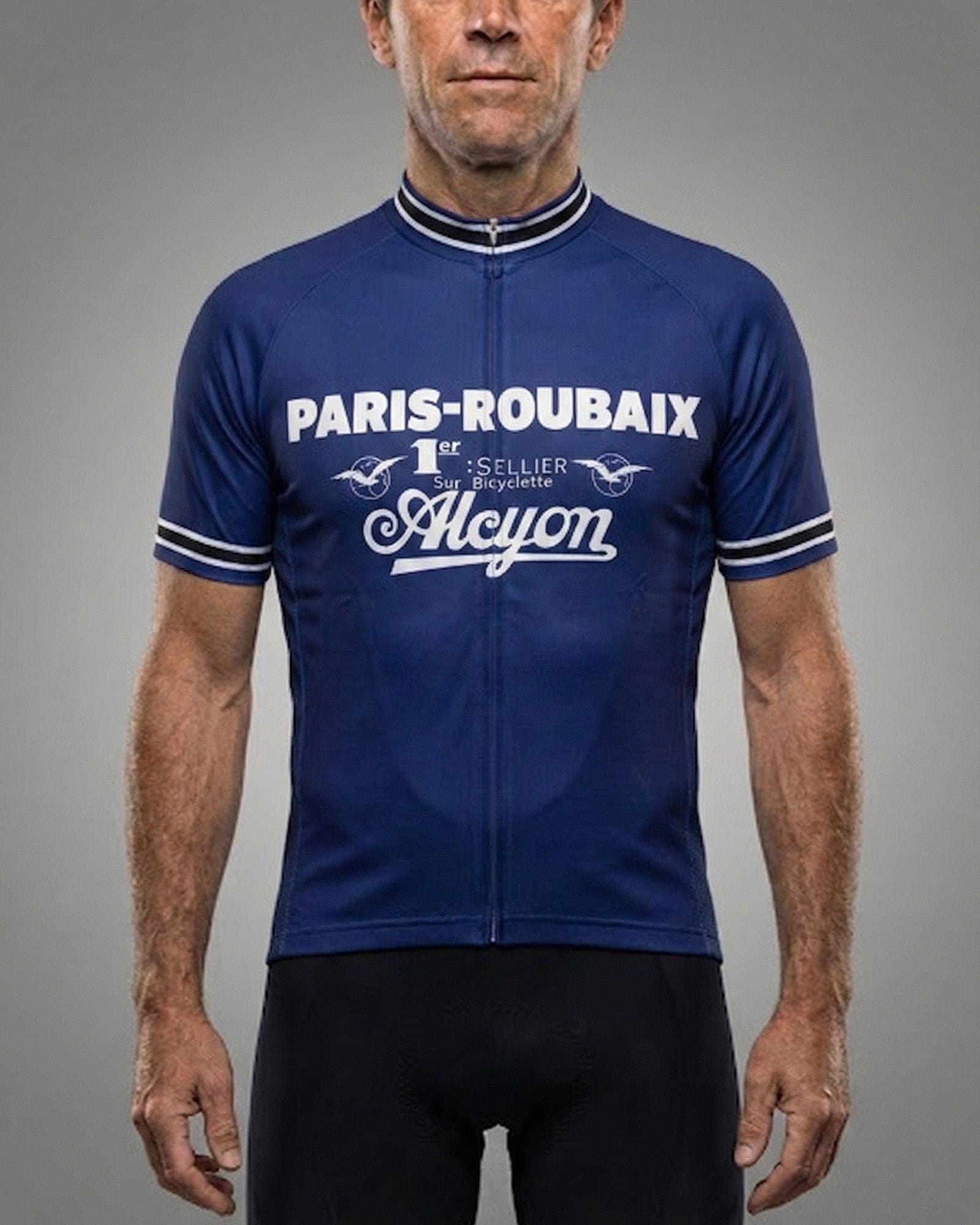 retrolica 1923 Alcyon Paris-Roubaix Retro Cycling Jersey - Heiri Suter Winner Edition - Blue
